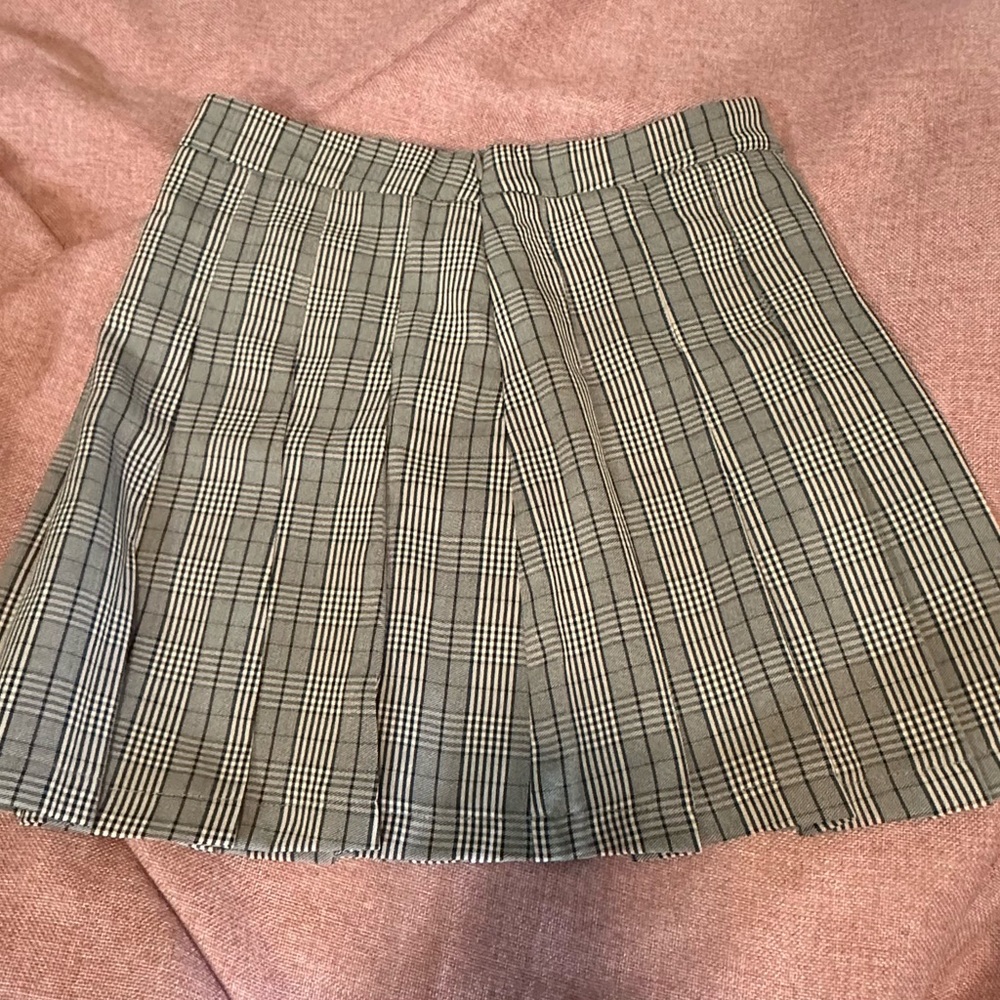 Pleated skirt nwt